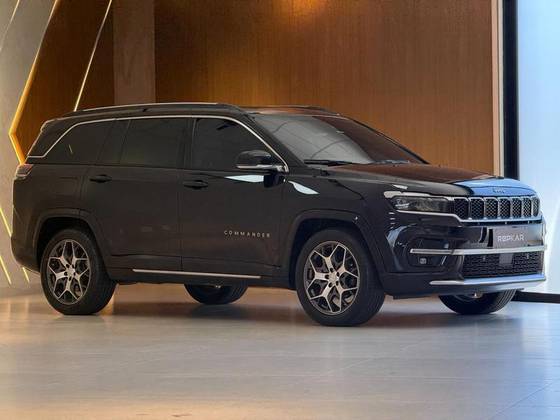 JEEP COMMANDER 1.3 T270 TURBO FLEX OVERLAND AT6 JEEP COMMANDER 1.3 T270 TURBO FLEX OVERLAND AT6